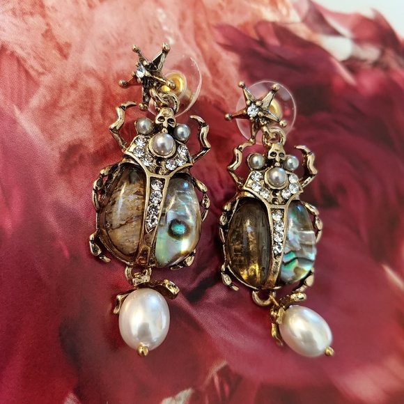 NEW Beetle Pearls & Crystal Iridescent Earrings - Picture 5 of 8